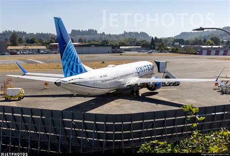 N57001 Boeing 737 9 Max United Airlines Jason Chen Jetphotos