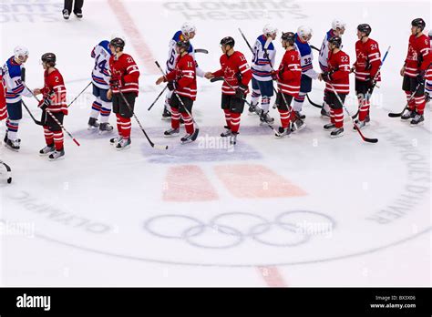 Team Canada Mens Hockey Hi Res Stock Photography And Images Alamy