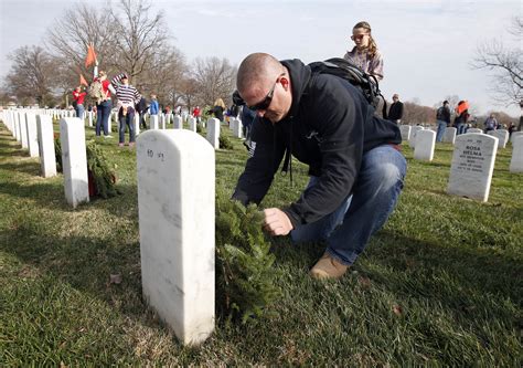 Photos Thousands Attend Wreath Laying Ceremony At Arlington National