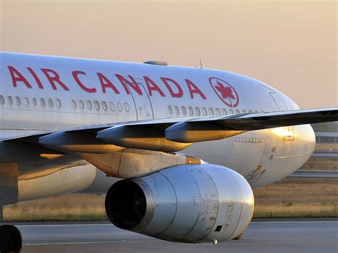 El Avión De Air Canada Aterriza En Barajas Sin Incidentes Los Replicantes