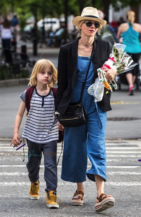 Naomi Watts Out In Nyc With Her Son Sam Schreiber Growing Your Baby