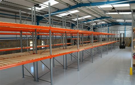 Pallet Racking Safety Tips