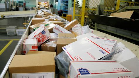 Holiday Shipping Tips How To Make Sure Your Packages Get Where Theyre