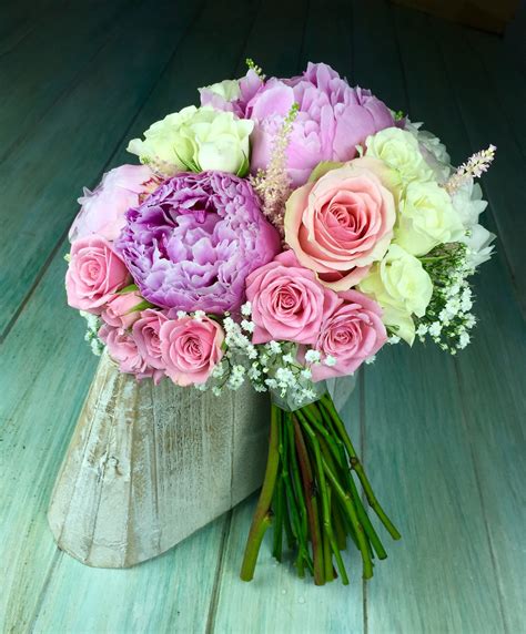 Ramos De Novia Flors And Go Wedding Bouquets Wedding Floral Wreath