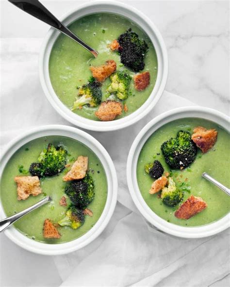 Vegan Broccoli Spinach Soup With Sourdough Croutons Last Ingredient