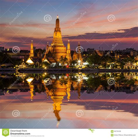 Temple Of Dawn Wat Arun Bangkok Thailand Stock Image Image Of