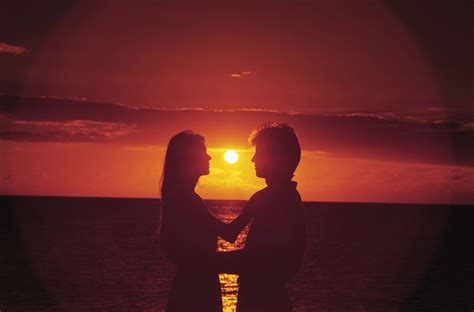 Sunset Couple Silhouette Wallpapers Wallpaper Cave