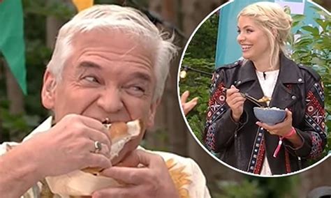 Holly Willoughby Is Left In Hysterics As Phillip Schofield Gets A