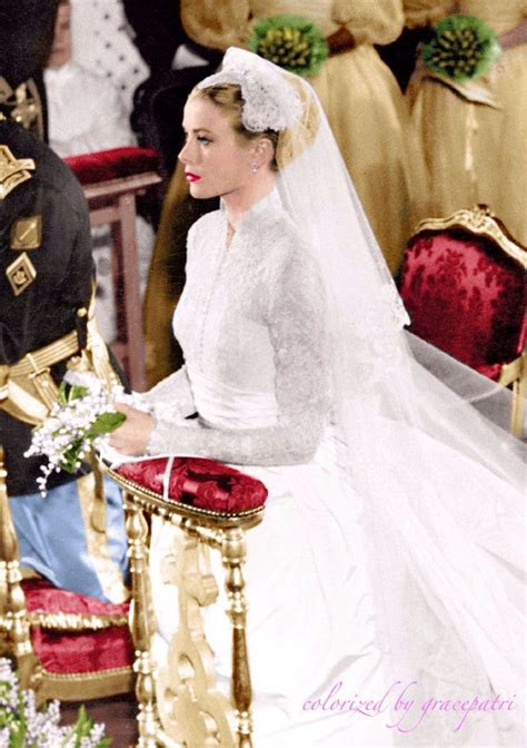 The Timeless Elegance Of Grace Kellys Wedding Dress Fashionblog