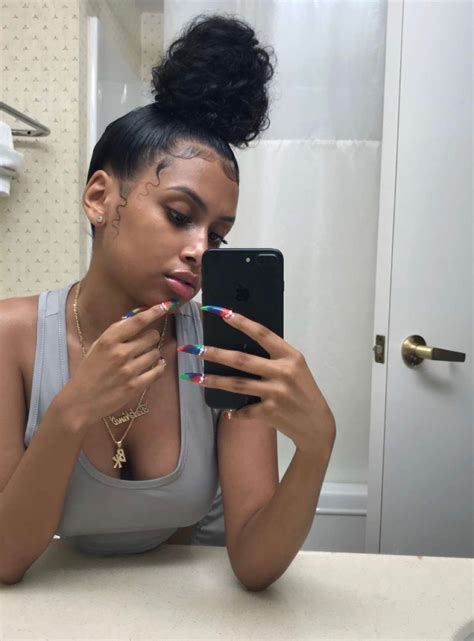 follow tropic m for more ️ instagram glizzypostedthat💋 light skin girls baddie hairstyles