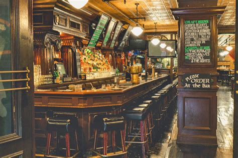 Caseys Irish Pub Los Angeles Menus And Pictures