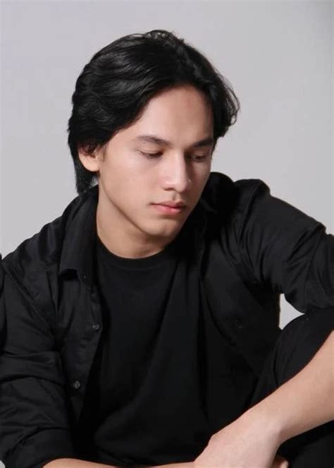 Biodata Dan Profil Jefri Nichol Arlina