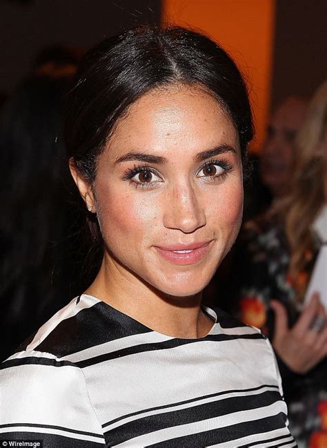 Meghan Markle Is The Picture Of Elegance In Elle France Daily Mail Online