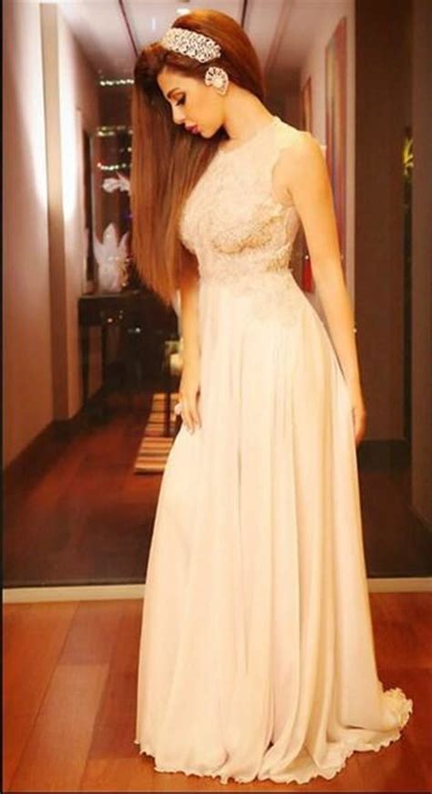 ميريام فارس في فستان الزفاف مجددًا وهذه أجمل إطلالاتها بالأبيض مجلة سيدتي