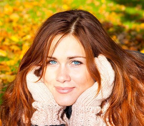 Autumn Blue Eyed Beauty Woman Blue Eyes Redhead Autumn Hd