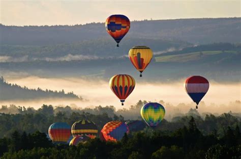 Worlds 10 Best Hot Air Balloon Rides Travels And Living