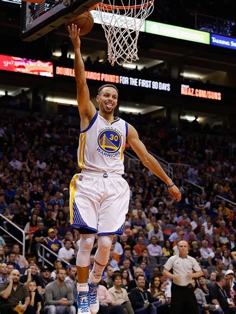 Warriors Guard Stephen Curry Named Kia Nba Most Valuable Player