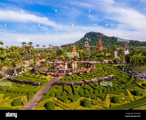 Thai Temple In Nong Nooch Tropical Garden Hi Res Stock Photography And