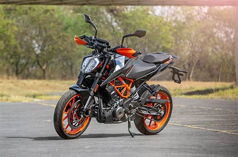 The ktm 390 duke breathes life into values that have made mo. 2020 KTM 390 Duke BS6 test ride, review - Autocar India