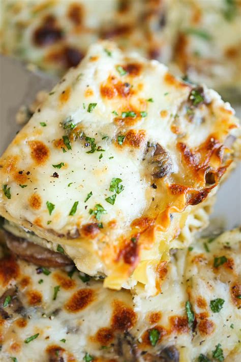 Creamy Spinach And Mushroom Lasagna Damn Delicious
