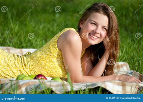 Beautiful Woman On Picnic Stock Image Image Of Brunet 16879127