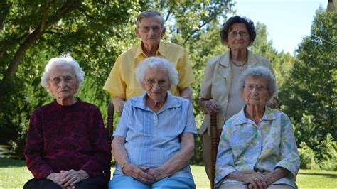 Worlds Oldest Siblings Honored In Guinness Book Of World Records