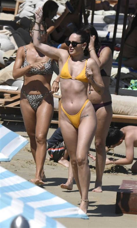 Demi Moore And Rumer Willis In Bikinis At A Beach In Mykonos Hawtcelebs