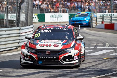 Sorry, currently there are no rankings for this vehicle. Honda Civic Type R TCR awarded 'Model of the Year' prize
