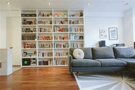 Great Ways To Set Bookcases In Your Living Room