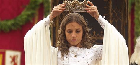 La princesa isabel no estaba destinada a ser reina, pero la muerte de su hermano enrique iv la llevó al trono de castilla. Michelle Jenner volverá a interpretar a Isabel la Católica ...