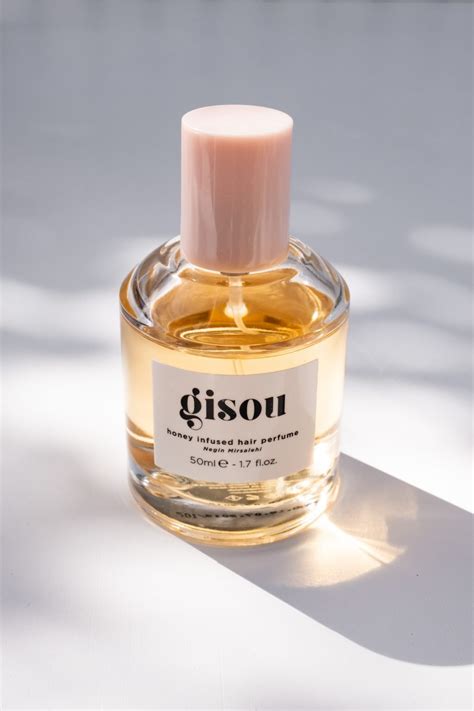 Gisou Honey Infused Hair Perfume Is It Worth The Hype Stolen Inspiration