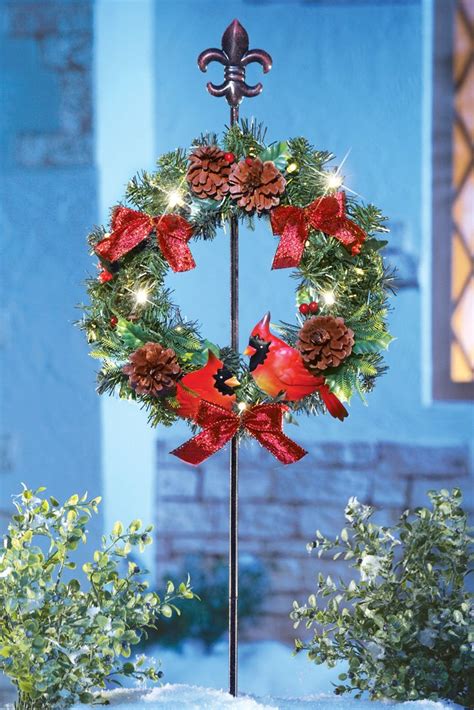 Sold and shipped by christmas central. Cardinal Christmas Yard Stakes | Christmas Wikii