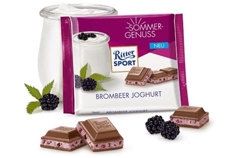 By picking one of its 16 pieces, you will reap some of the finest milk chocolate with a deliciously soft filling of 42% strawberry yogurt cream combined with crunchy rice crisps. Ritter Sport Blackberry Yogurt