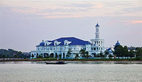 Dokumentari masjid jamek tanjung malim, perak malaysia. Masjid Jamek Tanjung Agas | 7.06AM, 1.Sep.2014 | tlchua99 ...