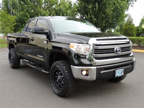 2014 Toyota Tundra Sr5 Crew Cab 4x4 57l Lifted Lifted