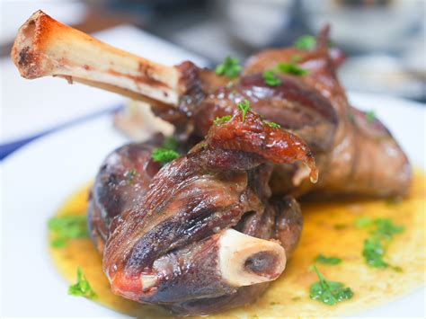 3 Ways To Cook Lamb Shanks Wikihow