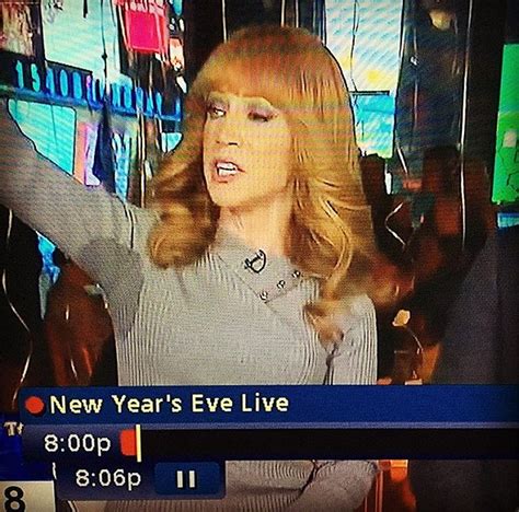 Kathy Griffin Recruits Black Feather Scarf To Hide Armpit Sweat Patches