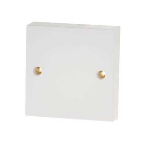 Bg 900 Series 20a 1 Gang Flex Outlet Plate White Electricaldirect