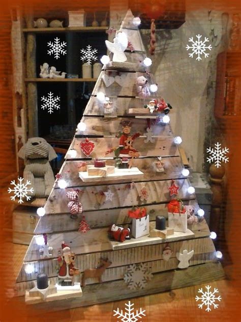 65 Pallet Christmas Trees And Holiday Pallet Decorations Ideas 1001