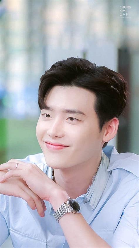 Lee jong suk's eyes used to be small and he had single eyelids then, which is common to south koreans. Lee Jong-suk 2017 Wallpapers - Wallpaper Cave