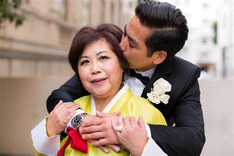 17 Tender Mother Son Wedding Photos That Will Make You