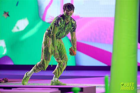 Charlie Puth Was Slimed So Hard At Kcas 2022 He Fell Down Watch Now