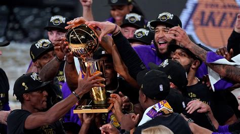 Lakers anthony davis doesn't sound worried about the nets big 3. Lakers run past Heat for 17th NBA championship | wbir.com