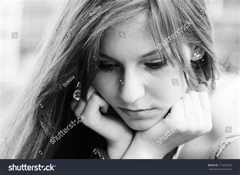 Face Portrait Sad Young Girl Stock Photo 111695078