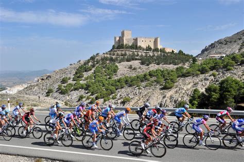 La vuelta a españa (ˈbwelta a esˈpaɲa it. CapoVelo.com | Preliminary Details of the 2017 Vuelta a ...