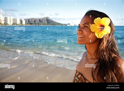Hawaii Oahu Beautiful Local Polynesian Female Smiling On Waikiki
