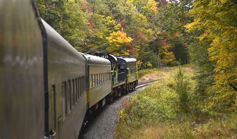Autumn By Rail Here Are 8 Fall Foliage Train Rides To Enjoy In Upstate