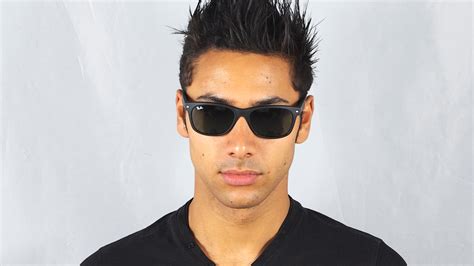 Check out our ray ban selection for the very best in unique or custom, handmade pieces from our sunglasses shops. Ray-Ban New Wayfarer Black Mat RB2132 622 55-18 | Visiofactory
