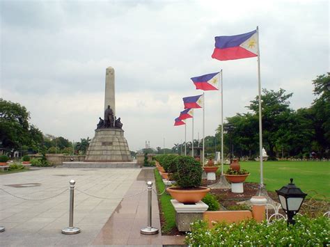 Rizal Monument In Manila Philippines Miss Philippines