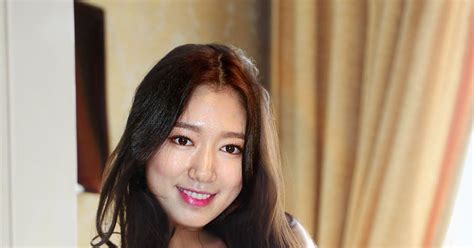 park shin hye does show good bitch in room very hot haha